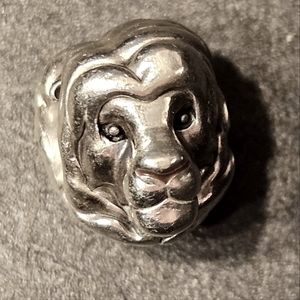 Pandora Disney Simba charm
